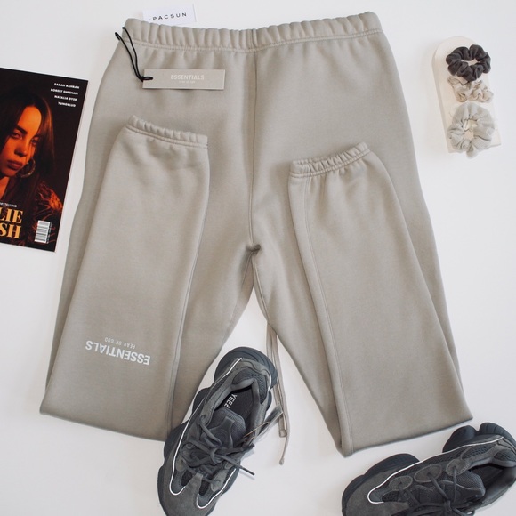 FEAR OF GOD ESSENTIALS Suit ‘Tan’ L/S T-Shirt + Sweatpants - Picture 7 of 8